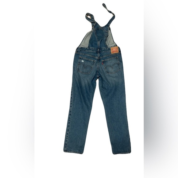 Womens Levis Denim Overalls size medium - Picture 2 of 9